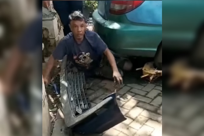 Pria Mengaku Pemulung Preteli Mobil di Parkiran Monas