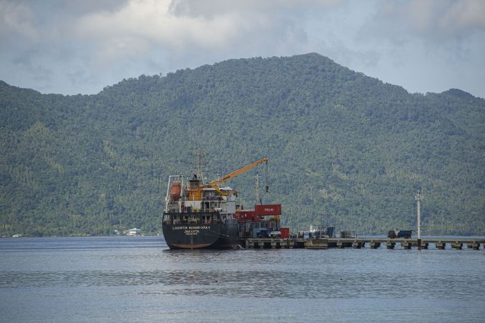 PT Pelni Manokwari Hentikan Penjualan Tiket Mudik