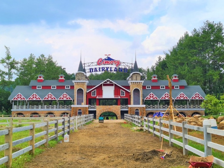 Cimory Dairyland di BSD City.