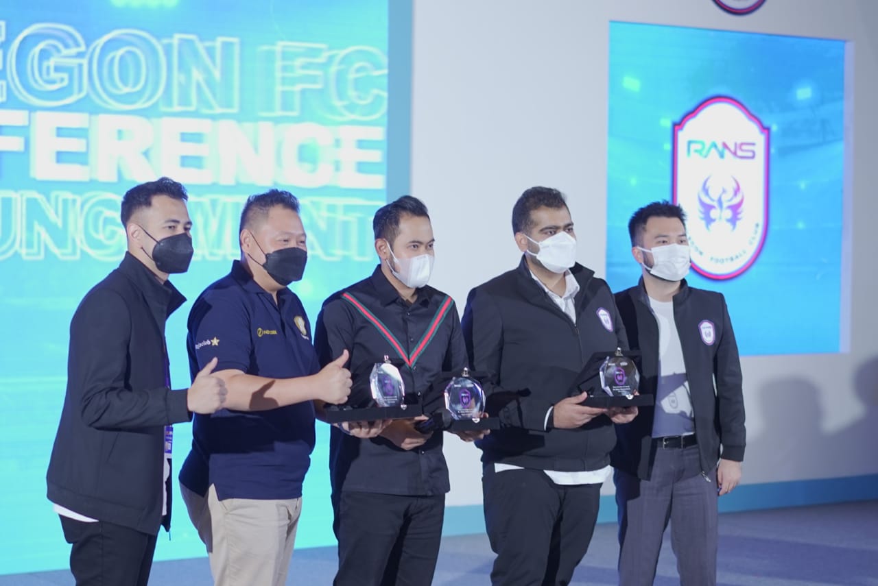 Klub Rans Cilegon FC resmi menggaet Juragan 99 sebagai sponsor.