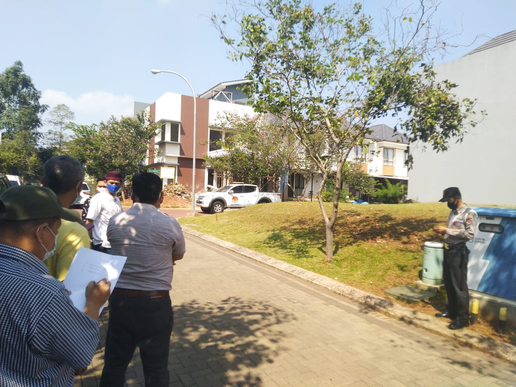 Suasana pemeriksaan objek sengketa di Tangerang Selatan, Banten