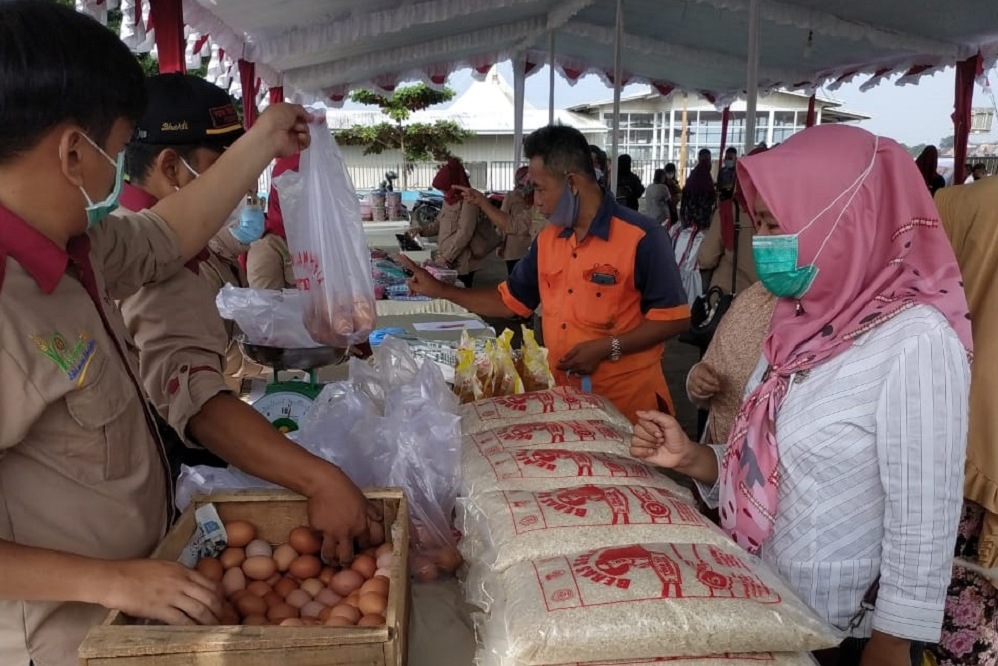 Pasar murah di Sumatra Selatan untuk membantu menstabilkan harga pangan menjelang Ramadan.