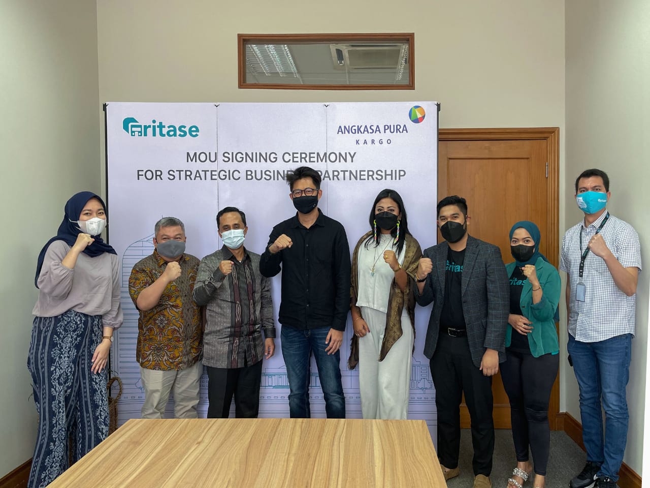 Penandatanganan kerja sama PT Angkasa Pura Kargo dengan Ritase.