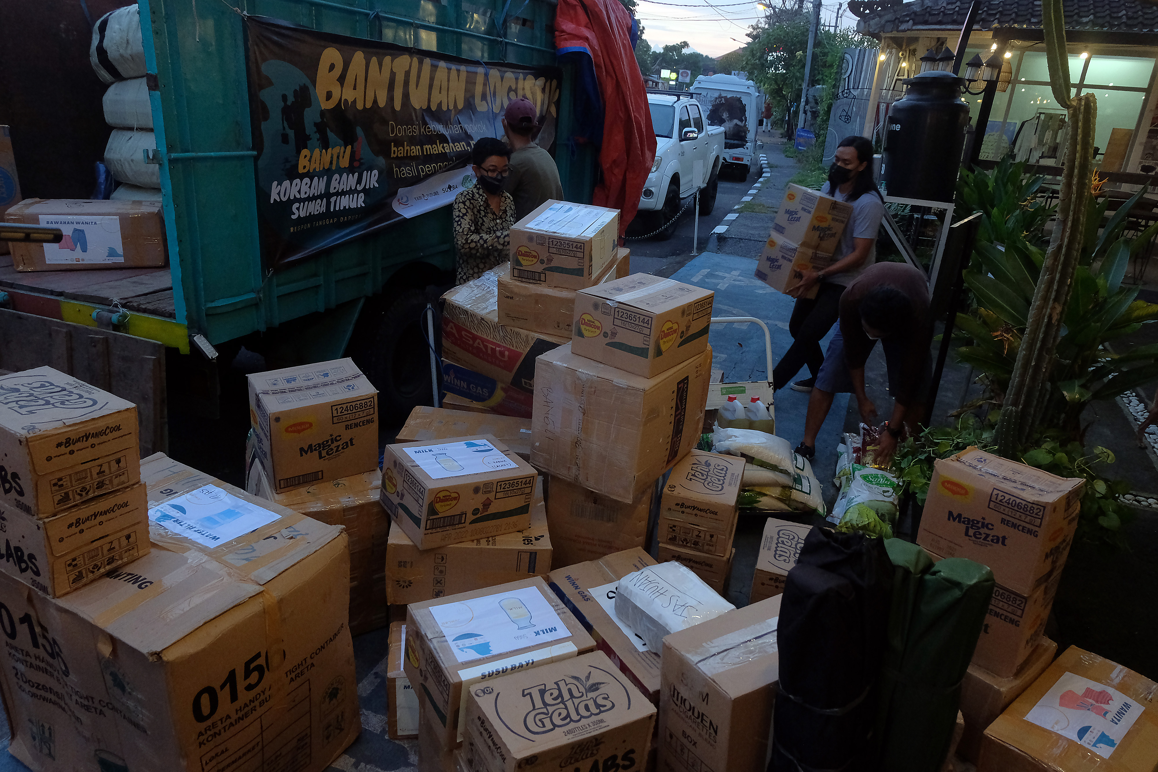 Pengiriman bantuan untuk korban terdampak NTT