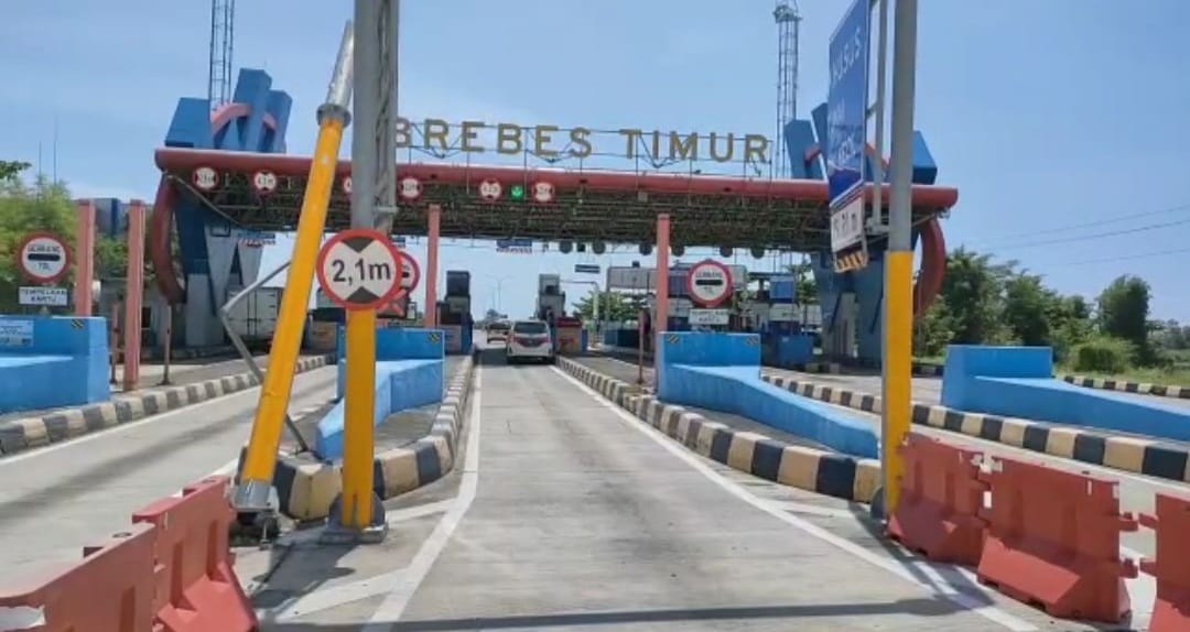 Volume kendaraan di Tol Pejagan-Pemalang mengalami penurunan.  