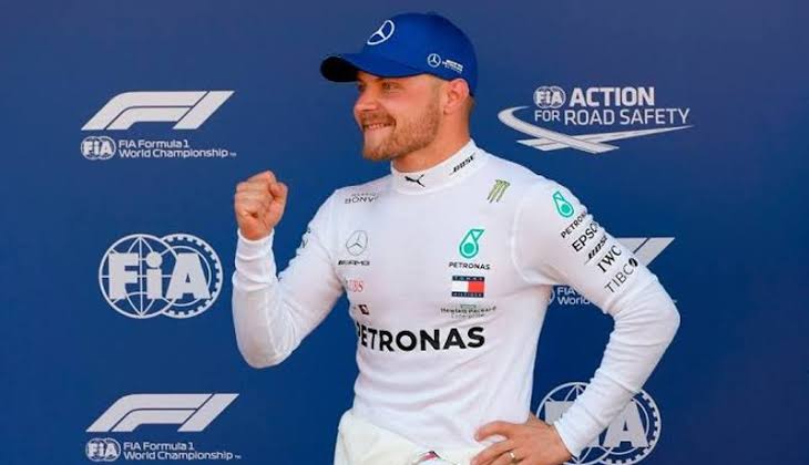 Bottas Rebut Pole Position dari Hamilton