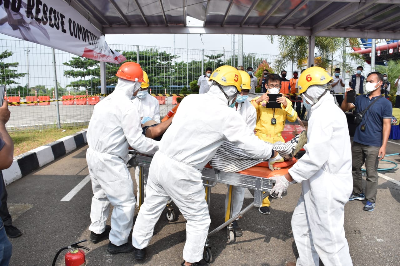  Tim Rescue sedang beraktivitas di Tol Pejagan-Pemalang.