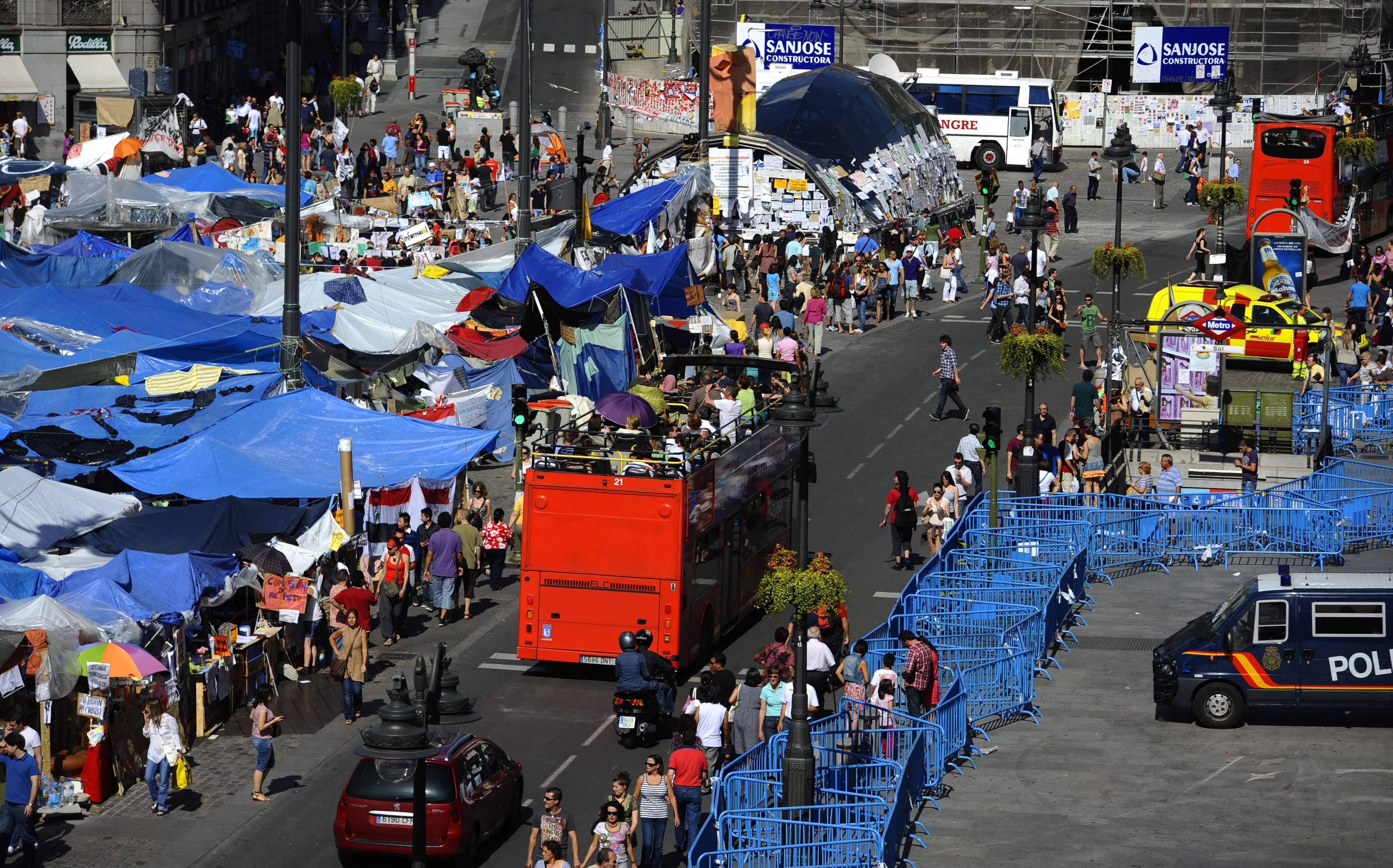 Mulai 7 Juni, Spanyol Buka Pintu Bagi Turis yang Sudah Divaksin