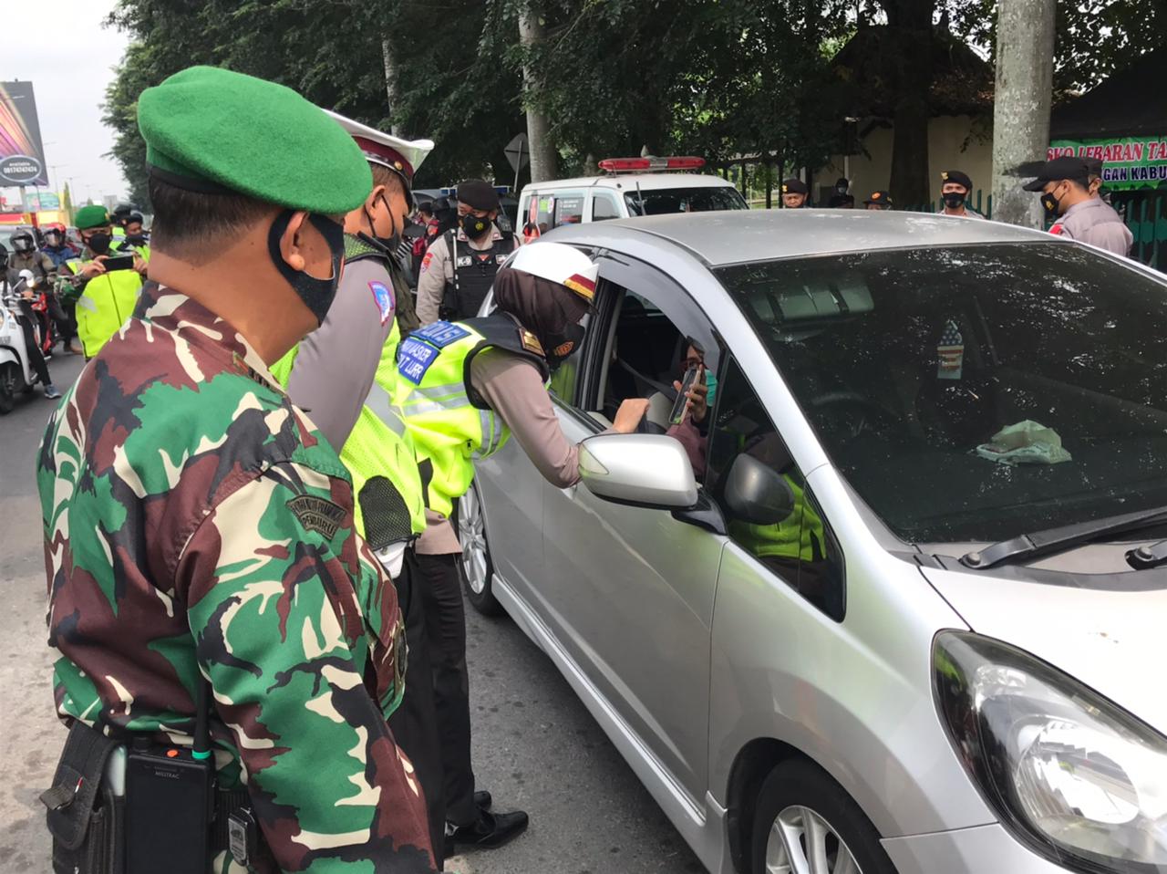 211 Kendaraan di Perbatasan Jateng-DIY Diputarbalikkan