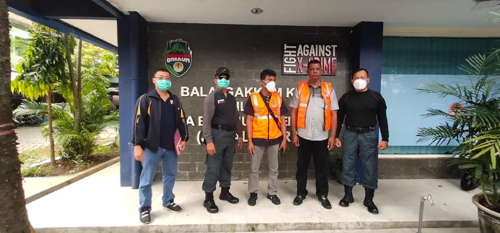 PEMIMPIN Koperasi Serba Usaha (KSU) Cendrawasih, WD, 49, tersangka kasus kayu merbau ilegal dari Kepulauan Aru segara disidang. 