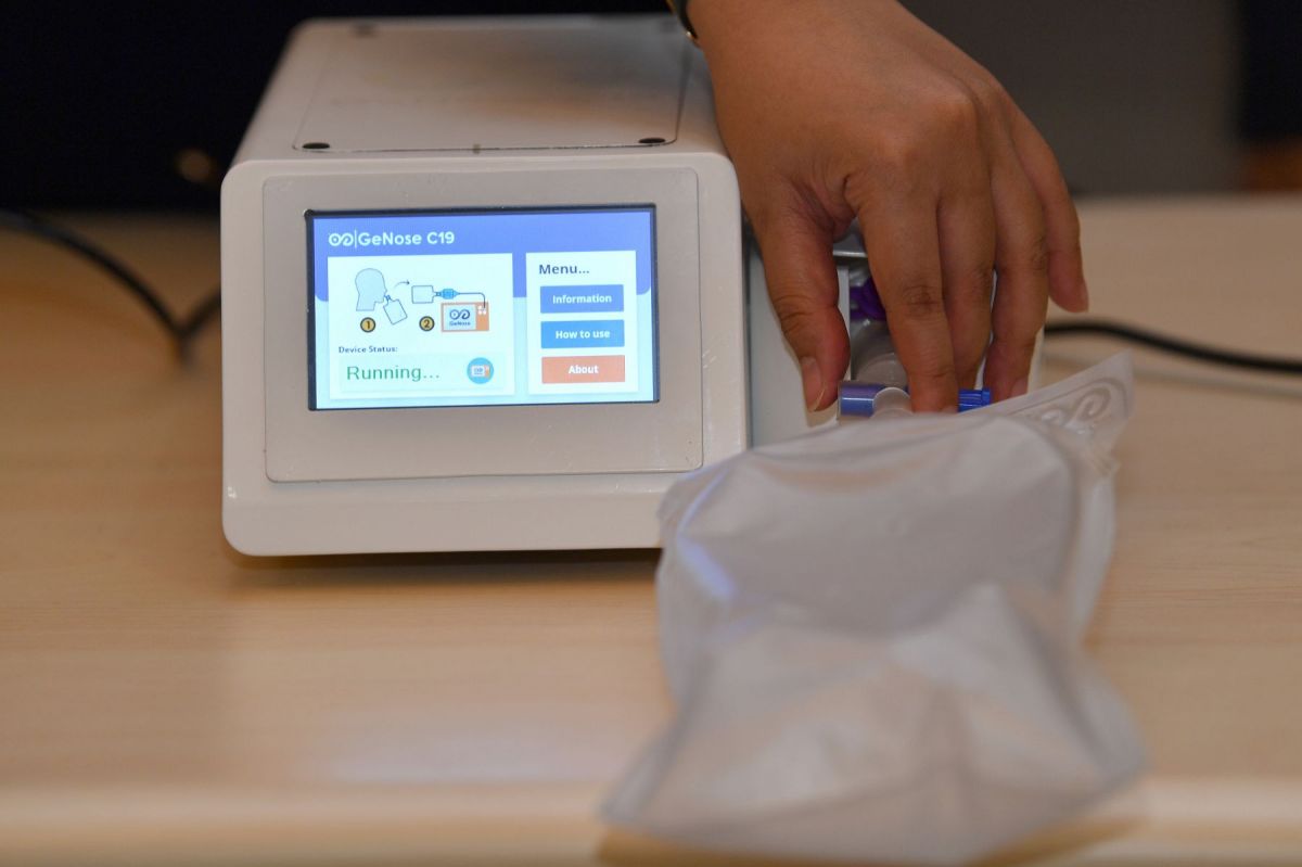 GeNose C19 alat deteksi virus korona buatan UGM.