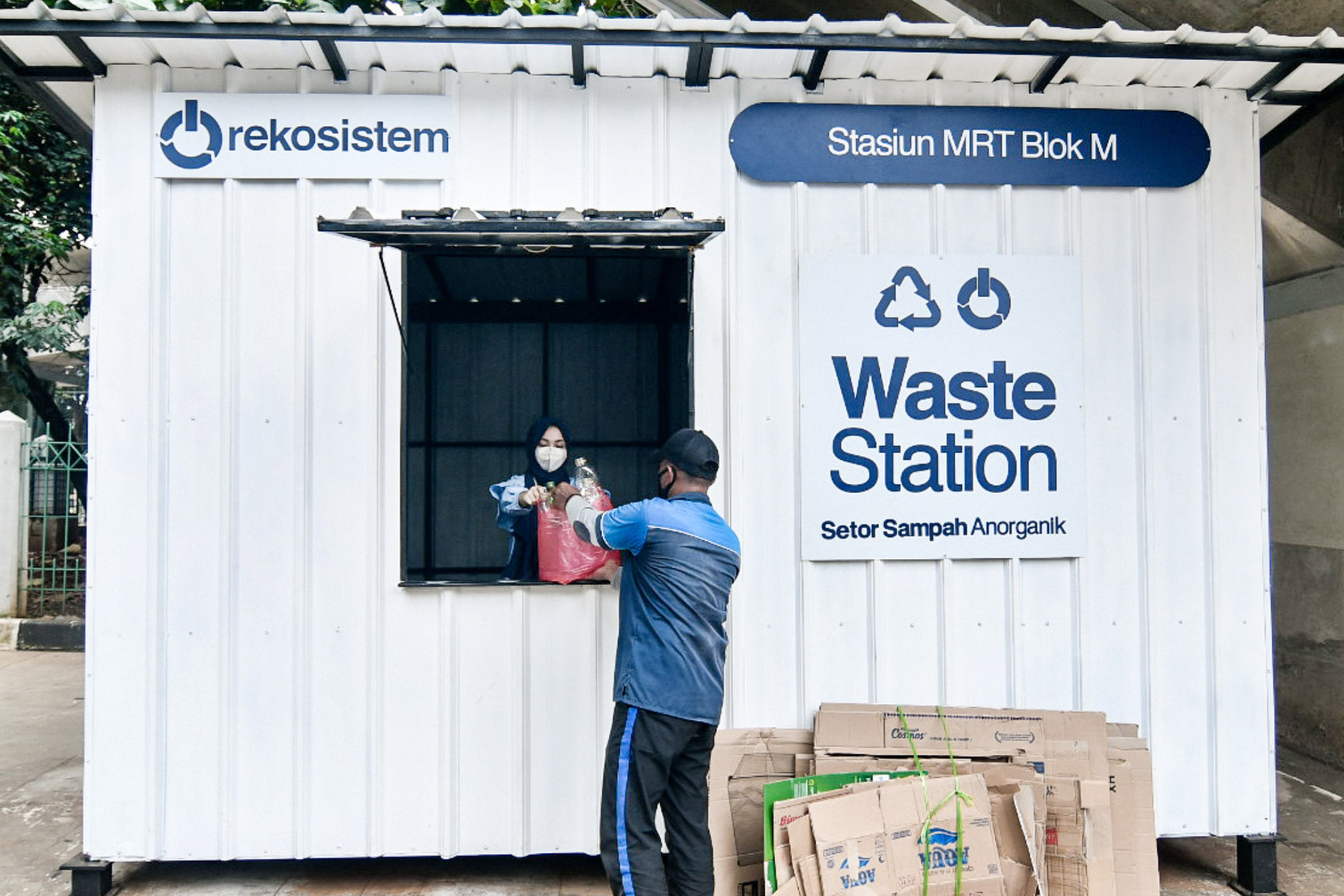 Tukarkan Sampah Anda Dengan Poin Digital MRT Jakarta