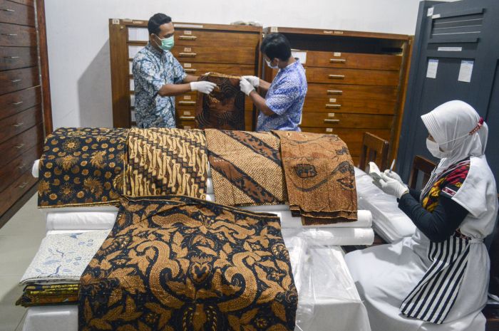 Ilustrasi: kain batik Pekalongan.