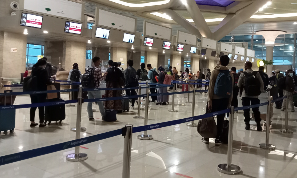 Ilustrasi suasana di bandara sebelum masa pelarangan mudik