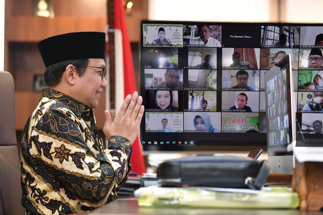 Mendes PDTT Abdul Halim Iskandar saat Halal Bihalal virtual dengan Pendamping Desa, Rabu (19/05/2021).