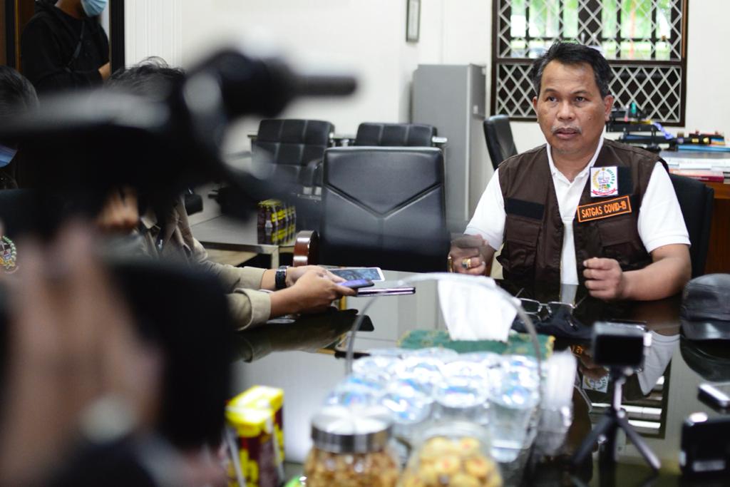 Kepala Satpol PP Provinsi Sulsel, Mujiono 