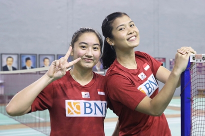 Pasangan ganda putri Indonesia, Yulfira Barkah/Febby Valencia Dwijayanti Gani. 