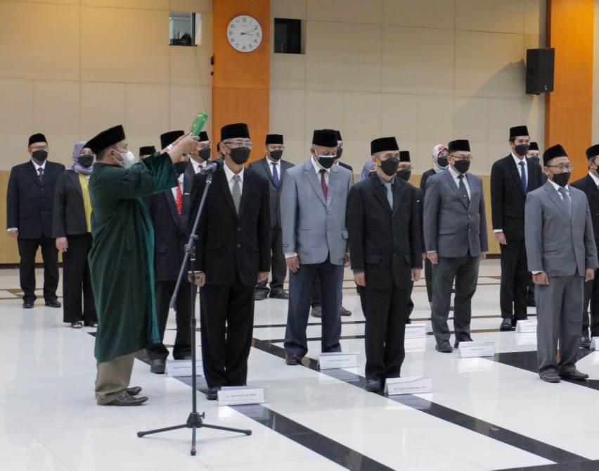 Acara Pelatikan dan Sumpah Jabatan 15 Kepala Kelompok Kerja (Kapokja) dan 13 Kepala Sub Kelompok Kerja di lingkungan BRGM, Sabtu (1/4).