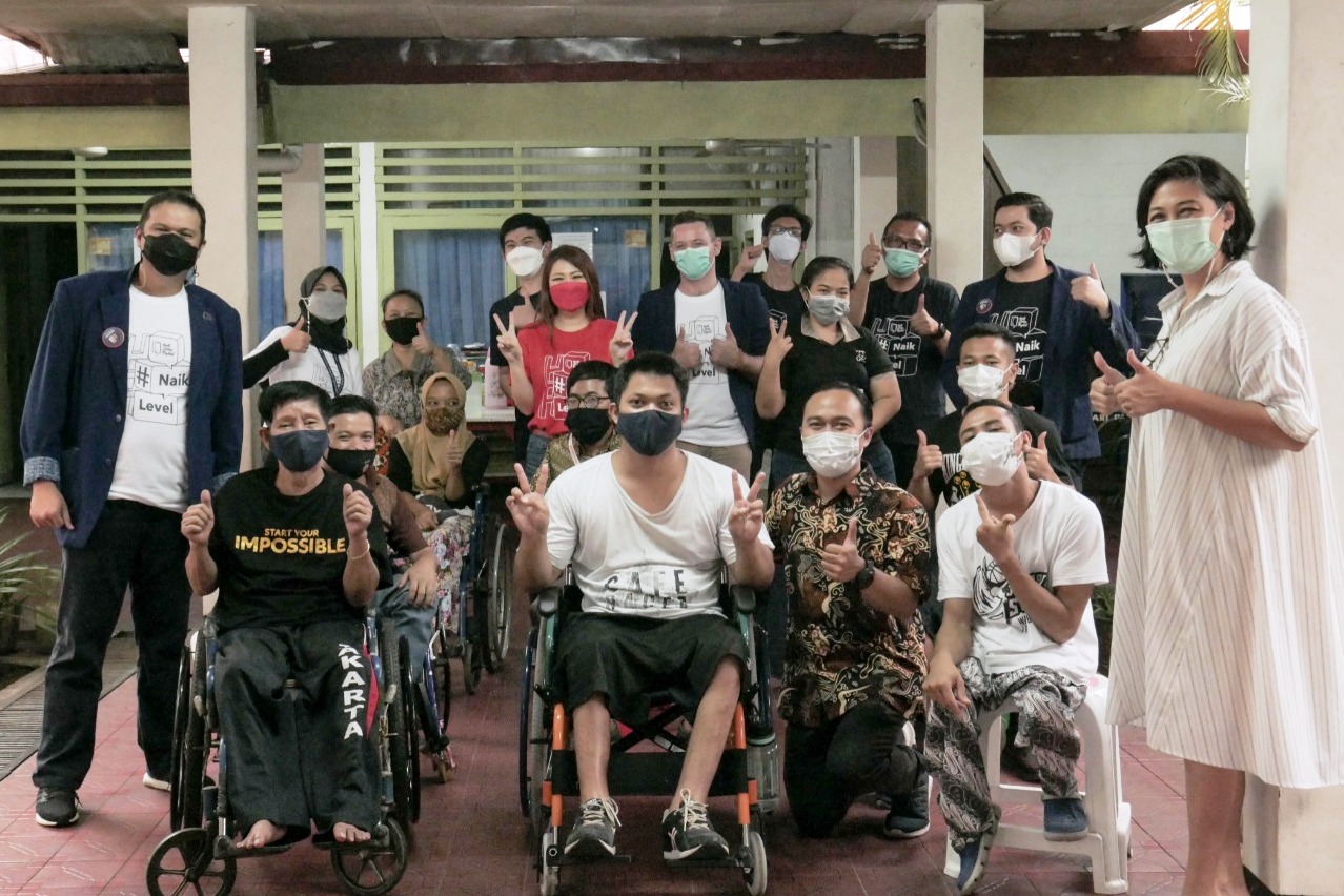 Kunjungan Wall Street English Indonesia ke Yayasan Cheshire Indonesia untuk Workshop Bahasa Inggris.