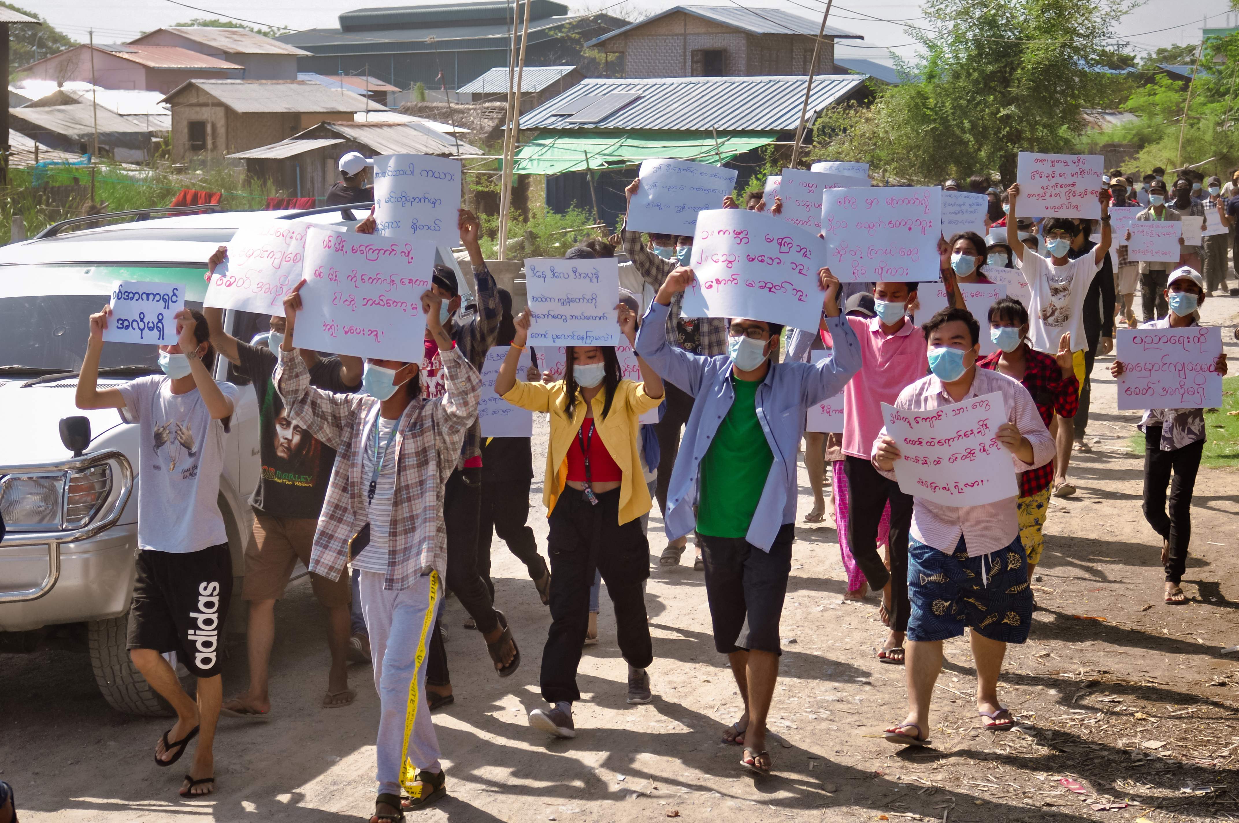Unjuk Rasa Anti-Kudeta, Ratusan Ribu Guru di Myanmar Diskors
