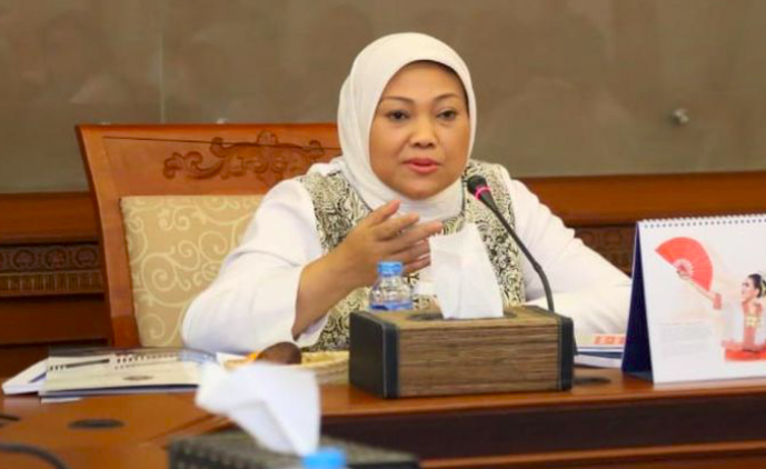 Menaker Ida Fauziyah