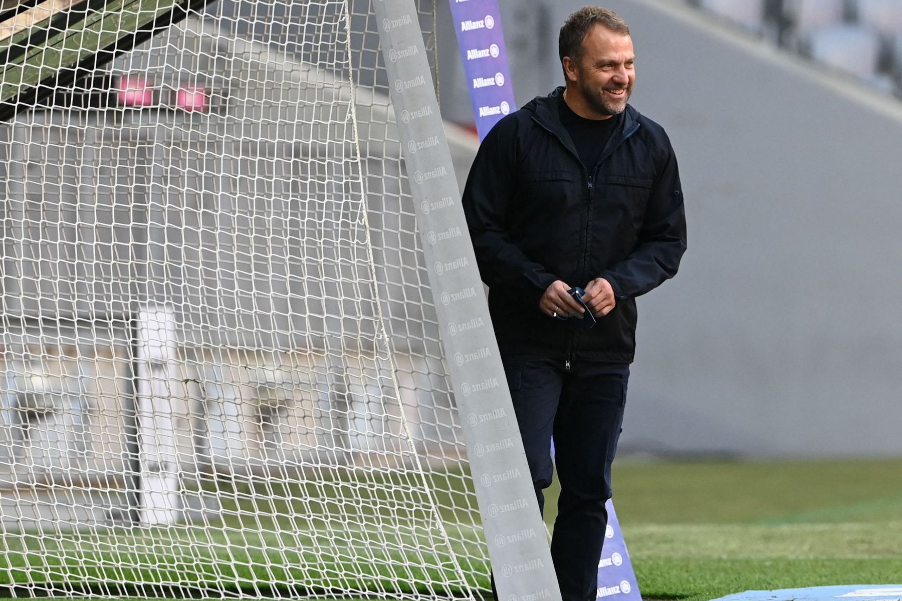 Flick Dikabarkan Sepakat Tangani Der Panzer