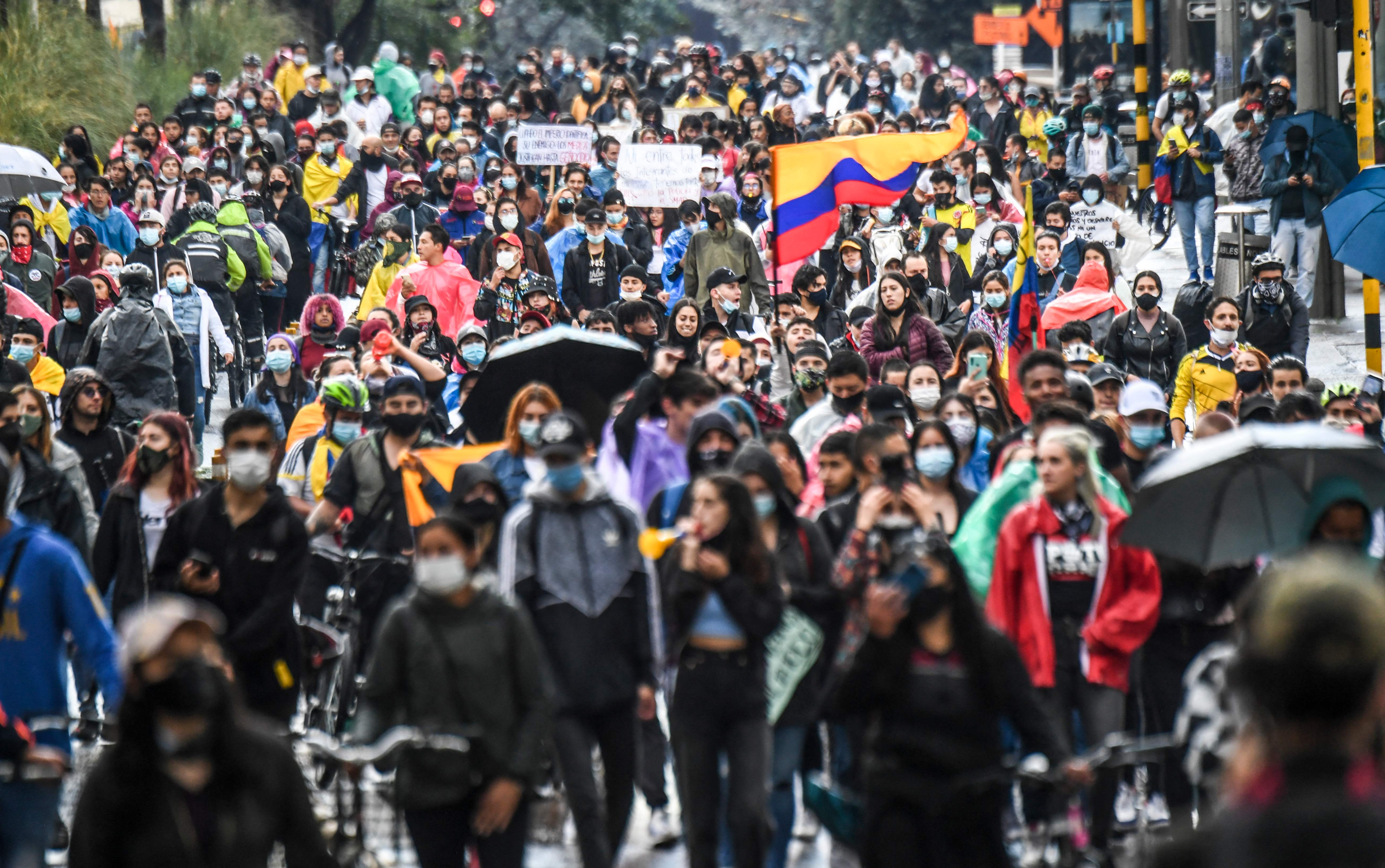 Aksi demonstrasi di Bogota, Kolombia.