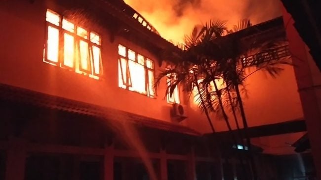 Gedung BPN Klaten kebakaran