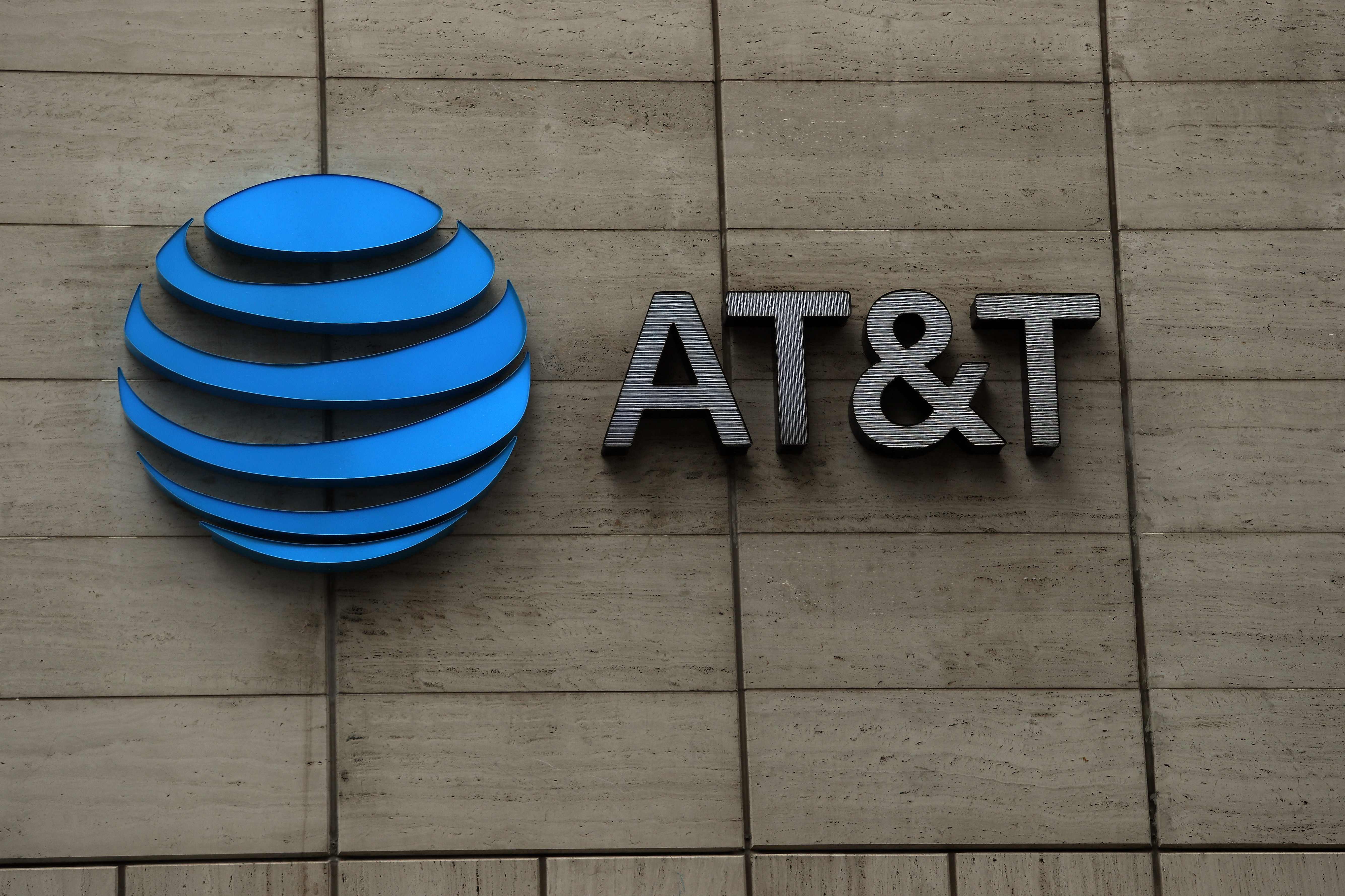 Logo Perusahaan AT&T yang menaungi warnermedia 