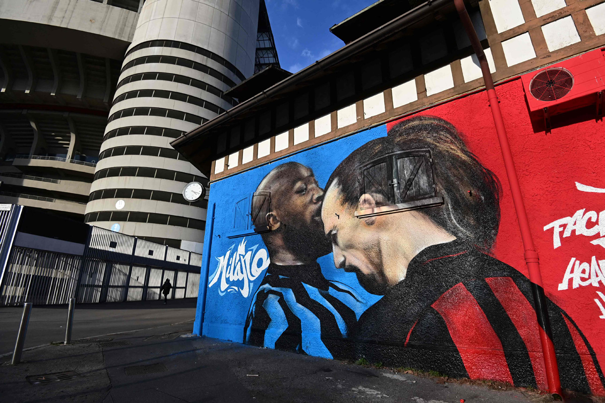 Mural perselisihan Romelu Lukaku dan Zlatan Ibrahimovich 