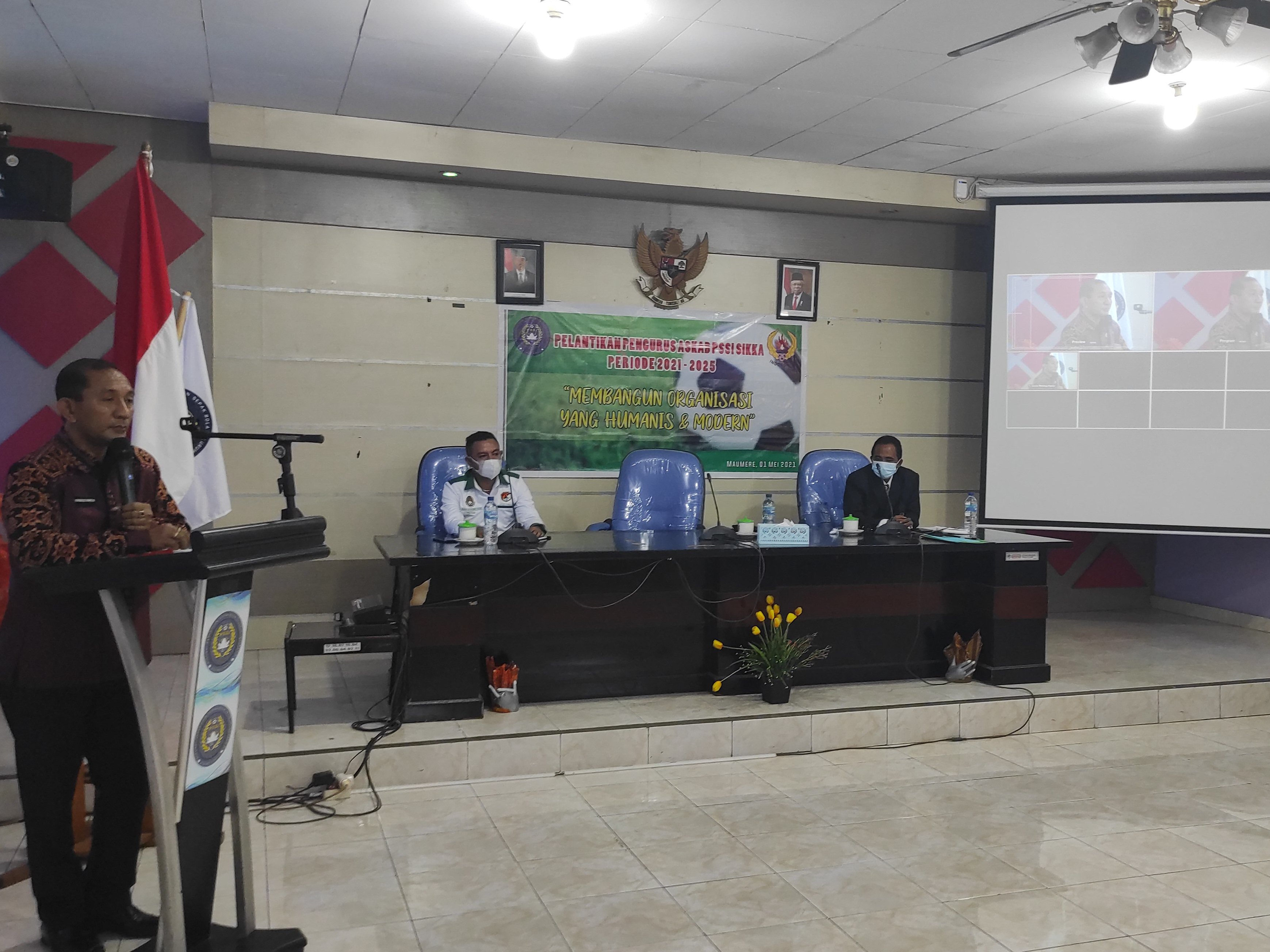 Sekda Sikka Alvian Parera.