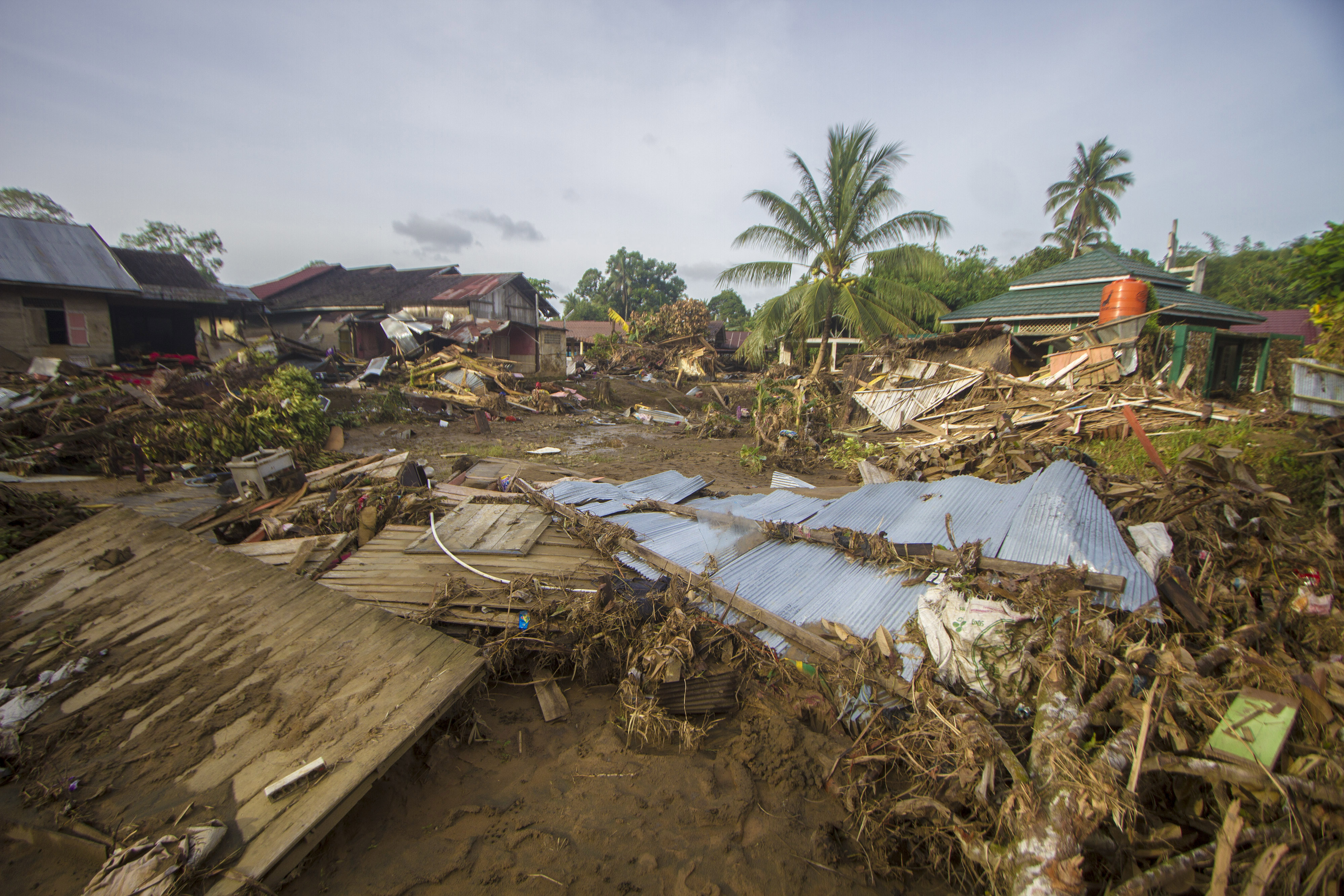 Rusaknya lingkungan mengakibatkan banjir besar awal tahun lalu di di Kalimantan Selatan.