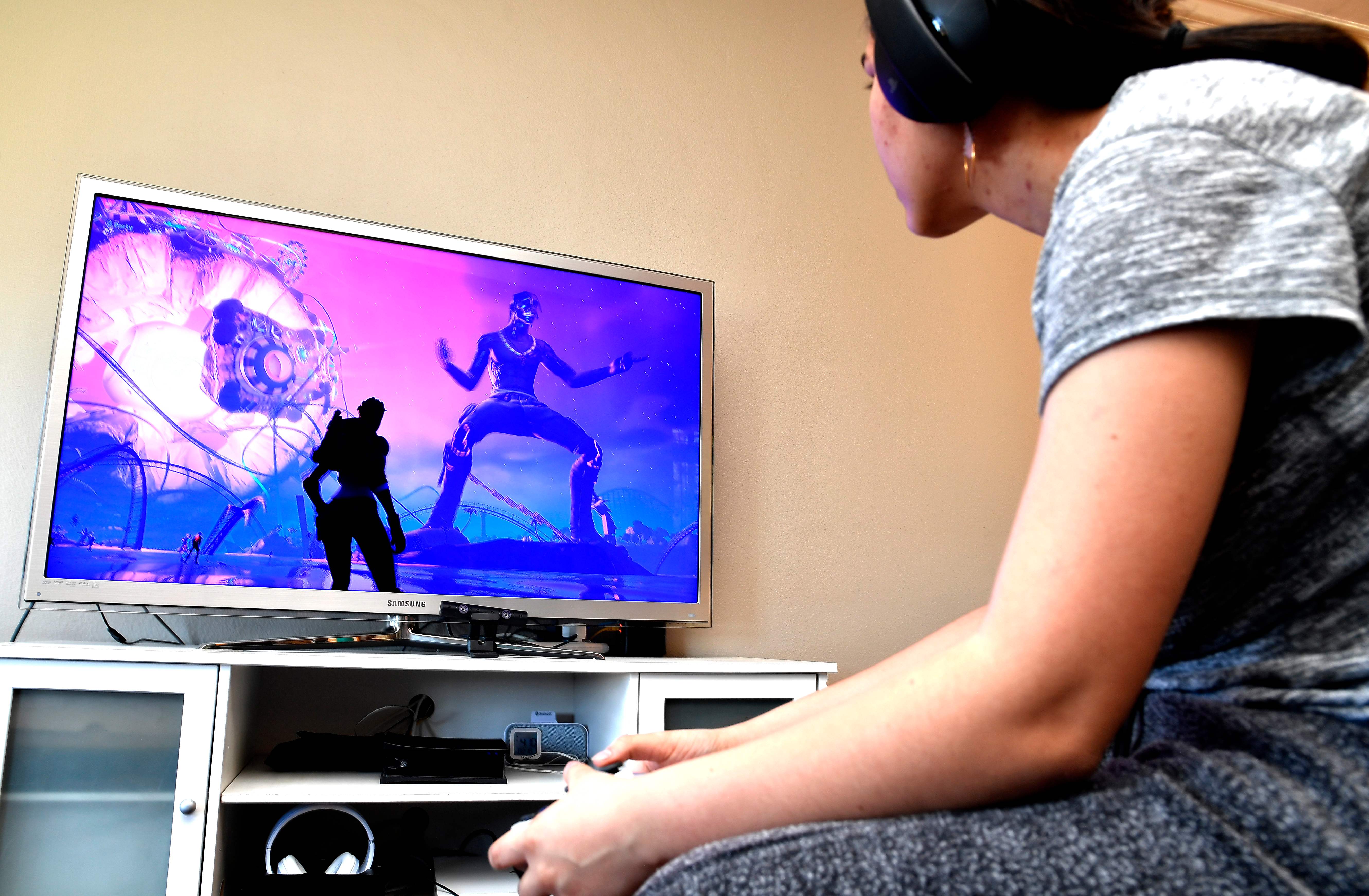 Batasi Penggunaan Video Gim untuk Anak-anak