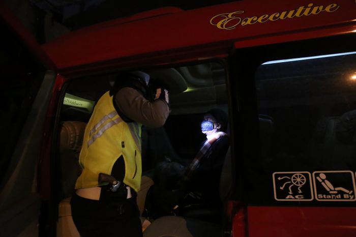 Ini 4 Risiko jika Anda Memaksa Mudik dengan Travel Gelap