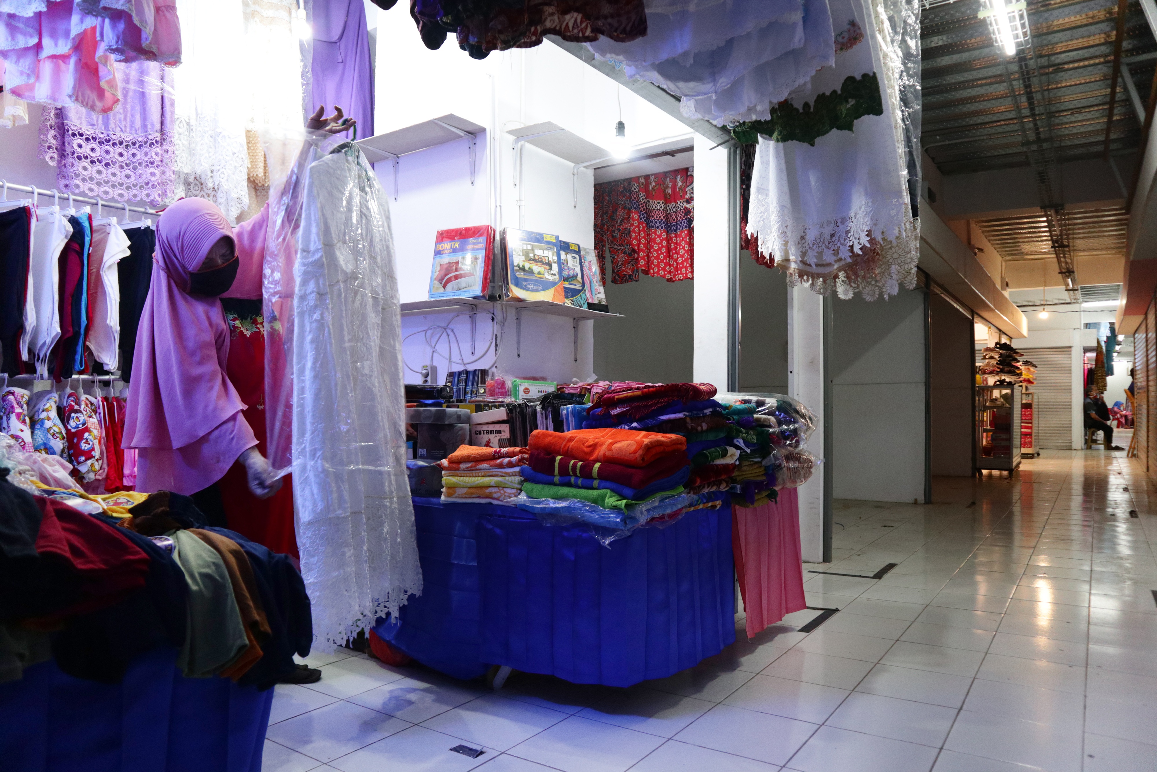 Pasar modern di Bengkulu beberapa waktu lalu.