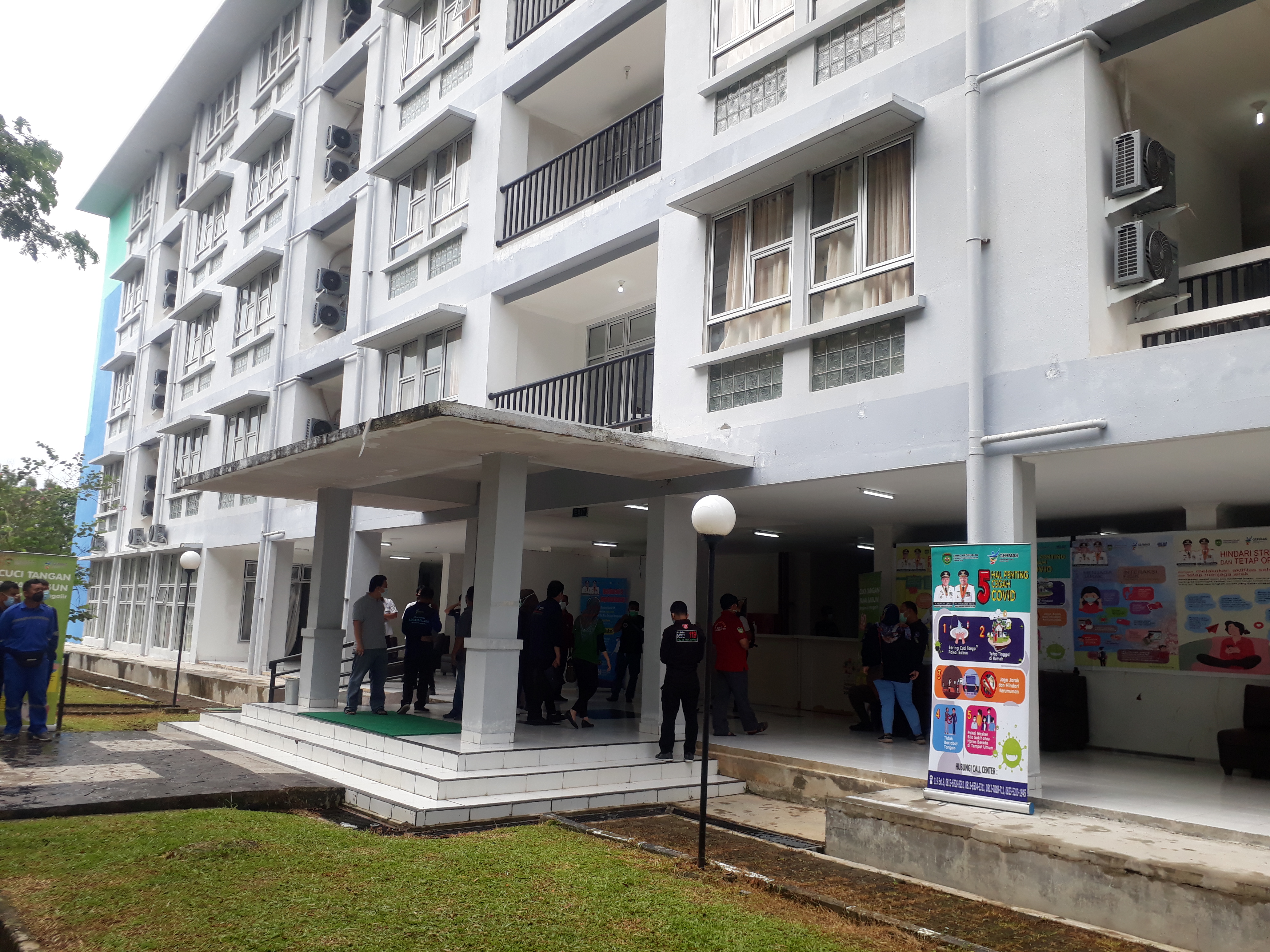Suasana di Wisma Atlet Jakabaring, Palembang, Sumatra Selatan yang kini menerima pasien covid-19 lagi. 