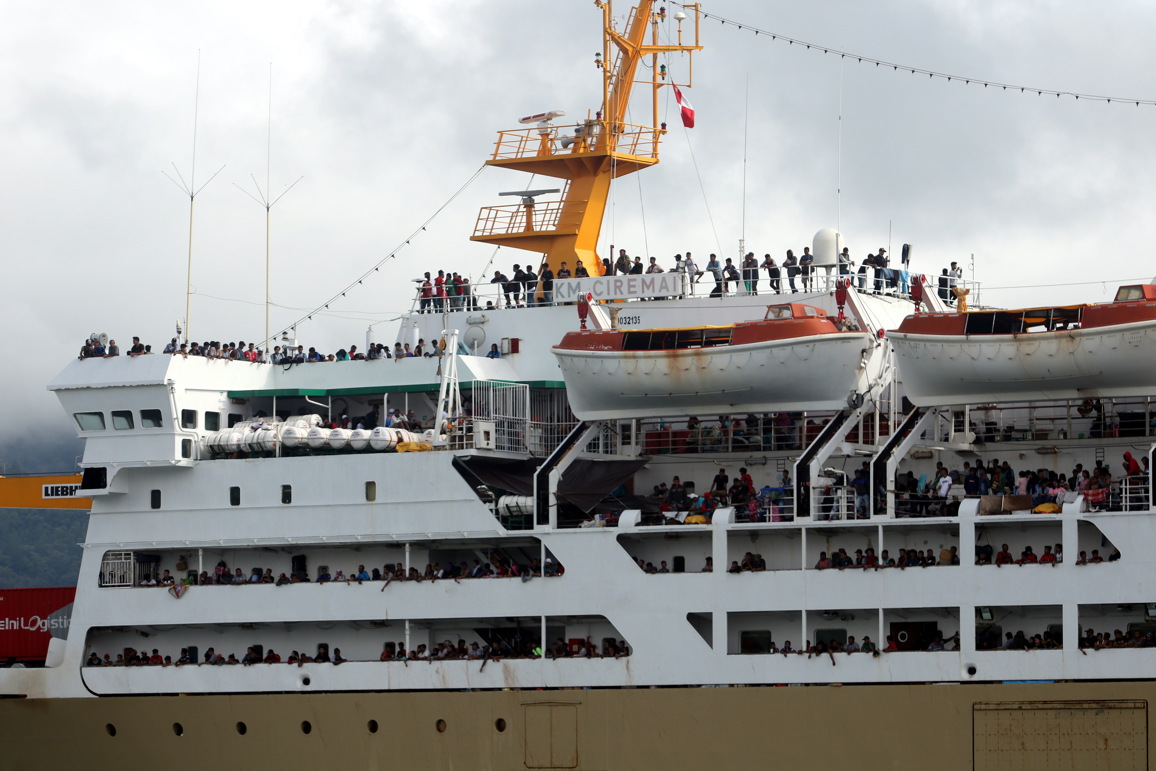 Ilustrasi angkutan orang PT Pelni