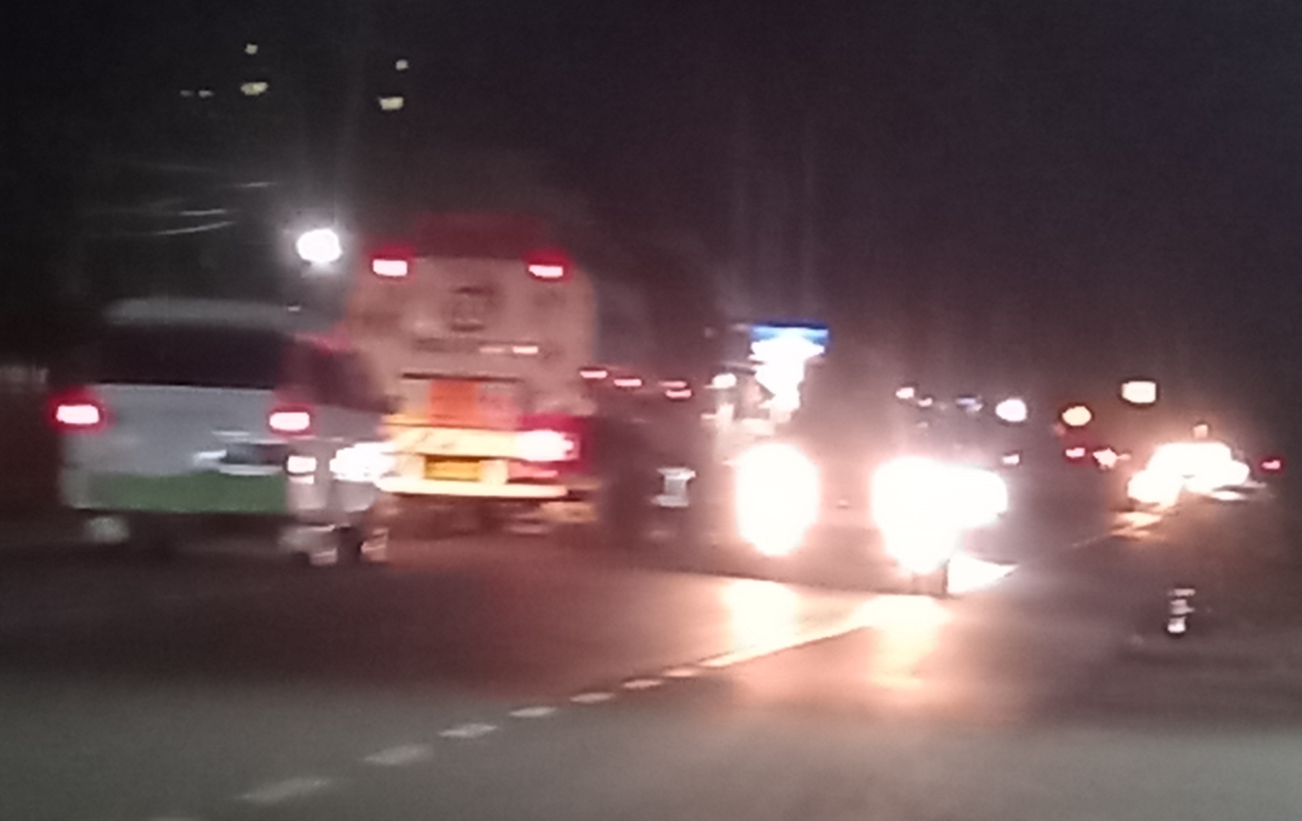 Arus Balik Jalur Sigli-Banda Aceh Ramai di Malam Hari