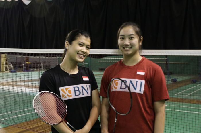Ganda putri Indonesia Yulfira Barkah/Febby Valencia Dwijayanti Gani. 