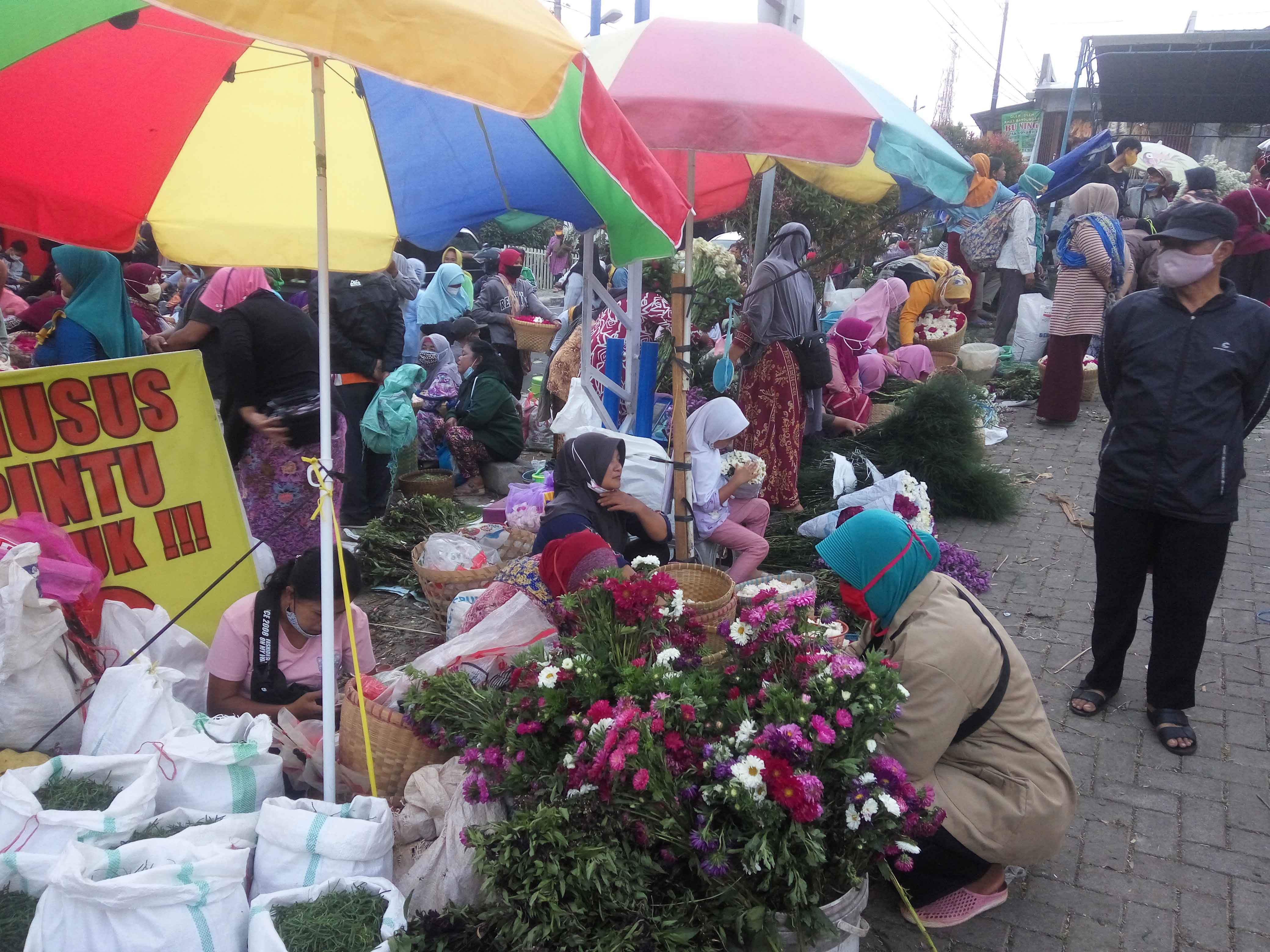 Pasar Bunga Bandungan Semarang