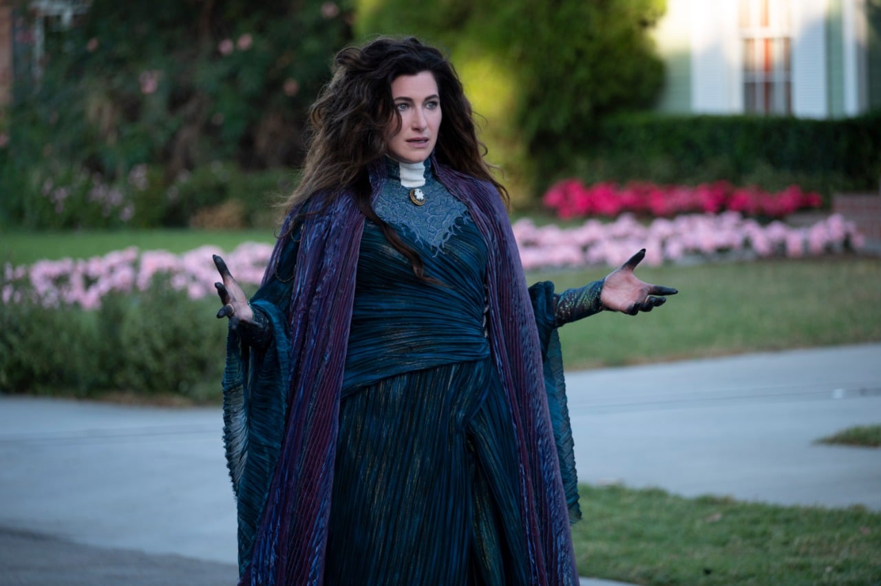 Kathryn Hahn Jadi Villain Terbaik MTV 