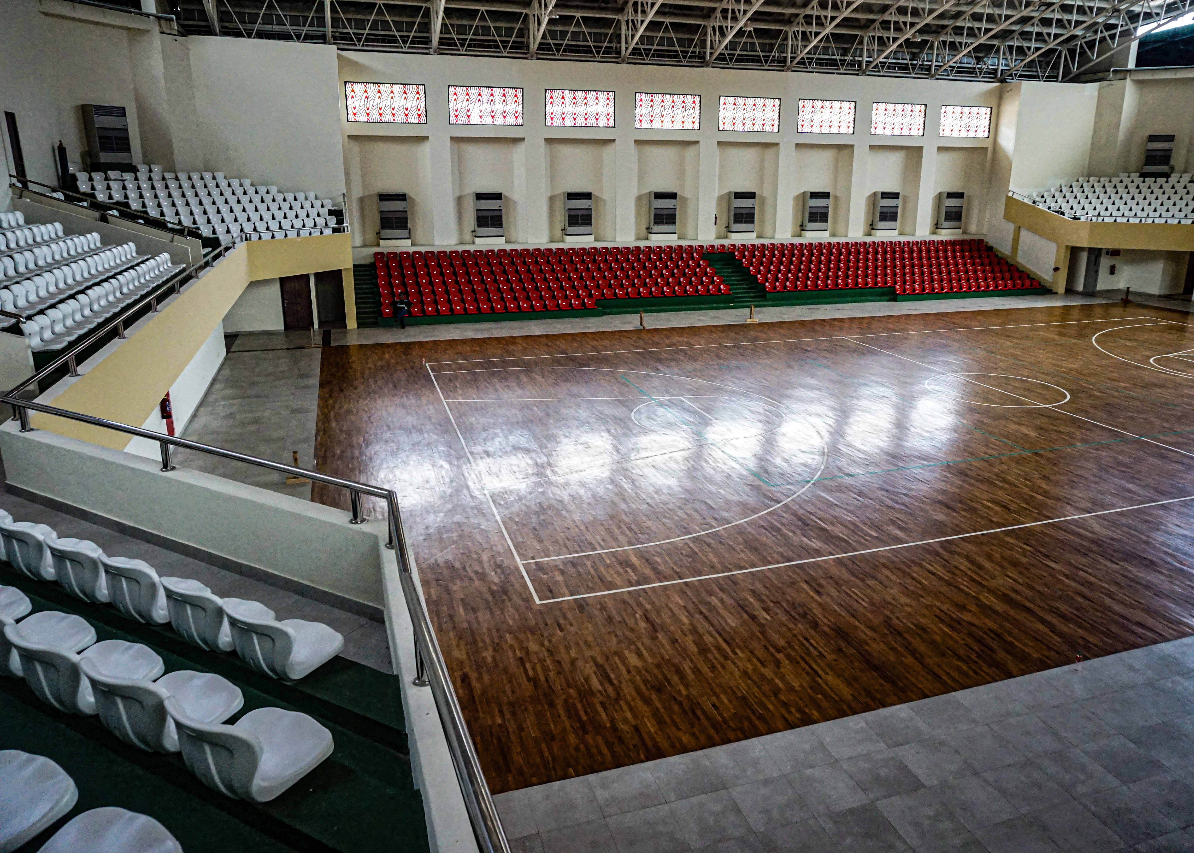 Gedung Olahraga (GOR) Cenderawasih Kota Jayapura, Papua.