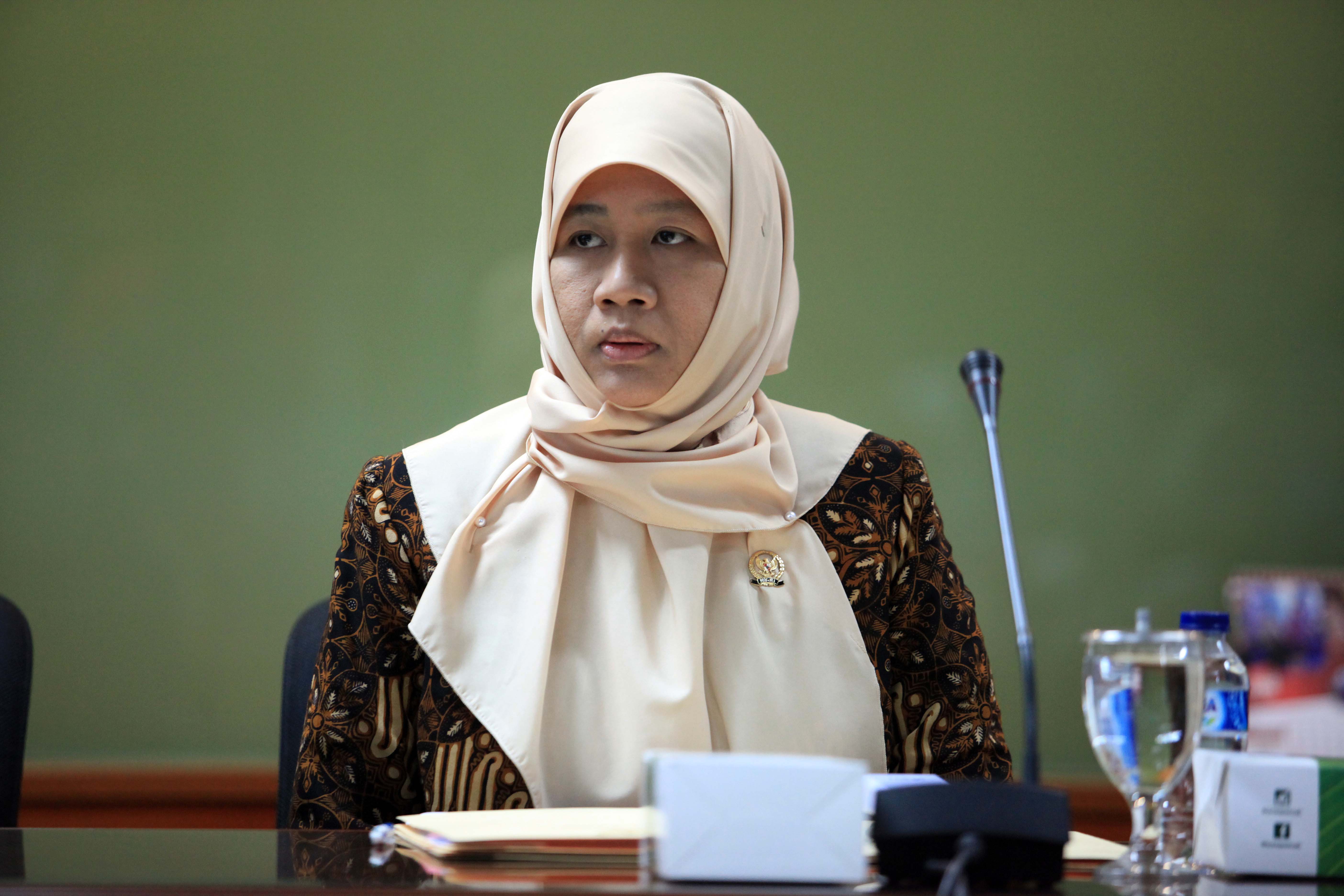 Ketua Bidang Pengawasan Hakim dan Investigasi KY Sukma Violetta