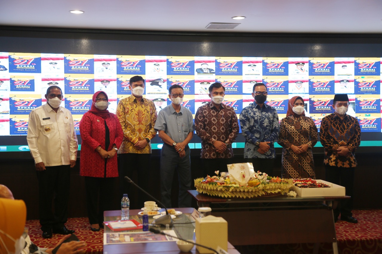 Di HUT Ke-21, Apkasi Berkomitmen Pulihkan Ekonomi Nasional