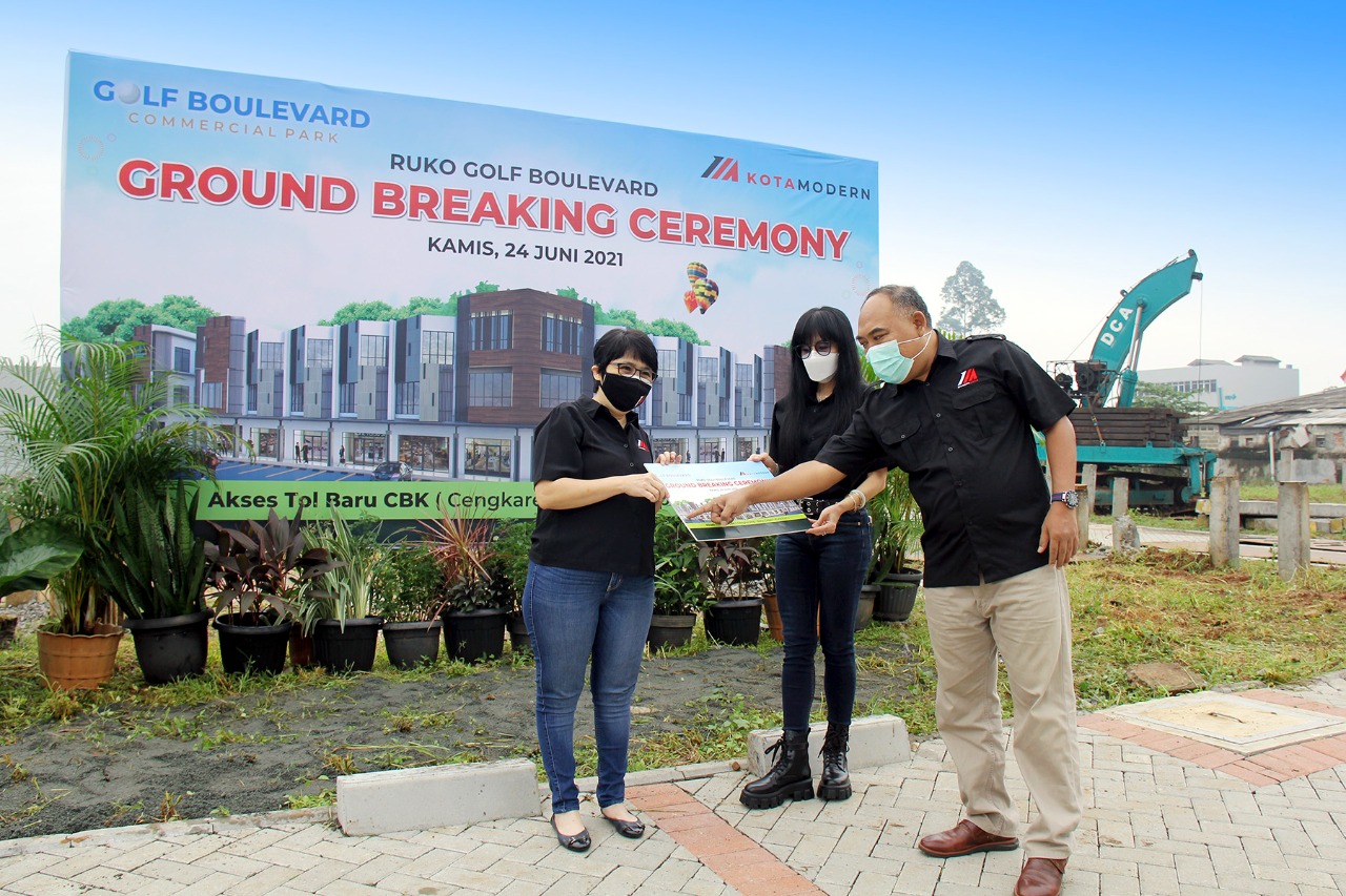 Ground breaking ruko Golf Boulevard Commercial Park di Kota Modern, Kota Tangerang.