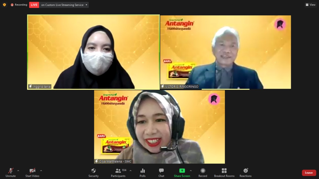 Para pembciara dalam webinar bertajuk ‘Kasus Covid-19 Meningkat, Perkuat Imunitas’.