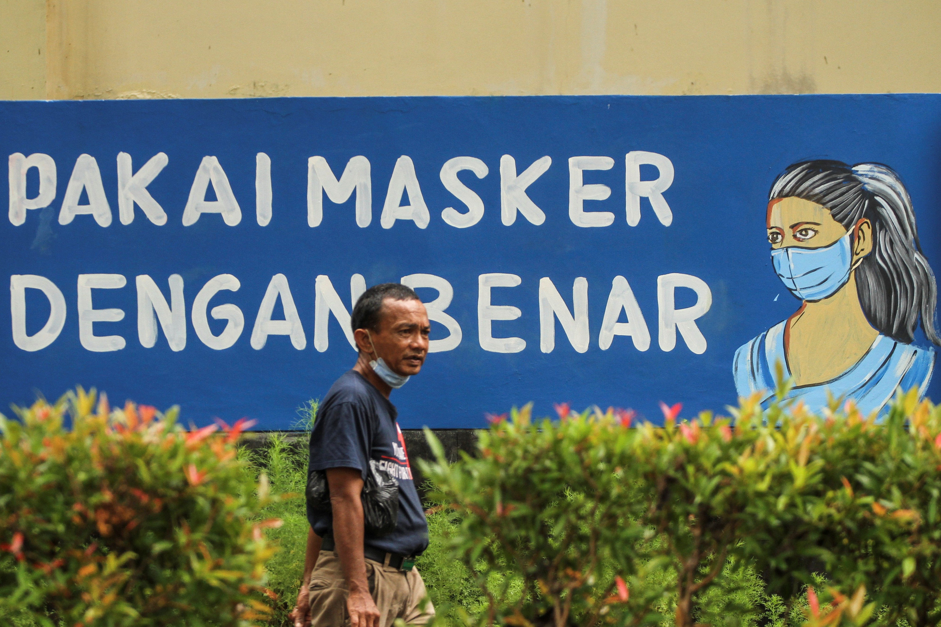 Pengungsi Terpapar Covid-19, Akses ke Kampung Cingkeuk Disekat