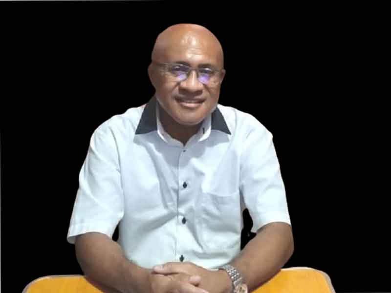 Frans Maniagasi Pengamat Politik Lokal Papua