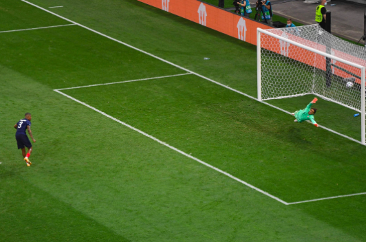 Prancis vs Swiss di National Arena di Bucharest pada 28 Juni 2021