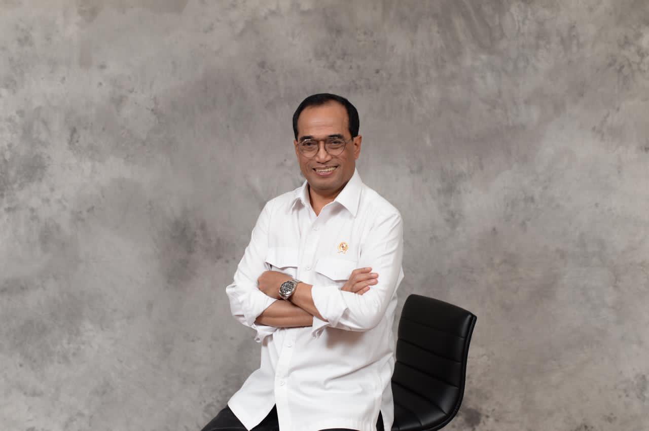 Menhub Budi Karya Sumadi saat meluncrkan kagamakarir.id